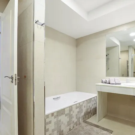 Cabopino Townhouse - Frontline Golf Marbella