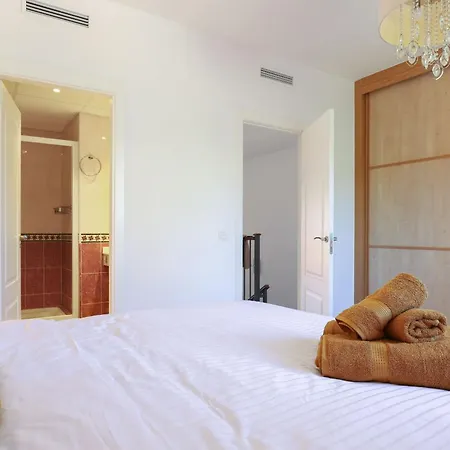 Holiday home Cabopino Townhouse - Frontline Golf Marbella